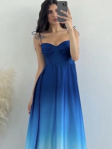 ps svecane bluze: Duga haljina sa ombre efektom
2500 din 
S M L — 3