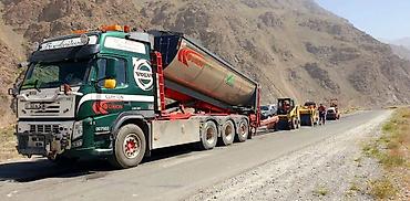 ас машина: VOLVO FM Sprider — асфальтораздатчик на базе тягача Volvo FM с — 2