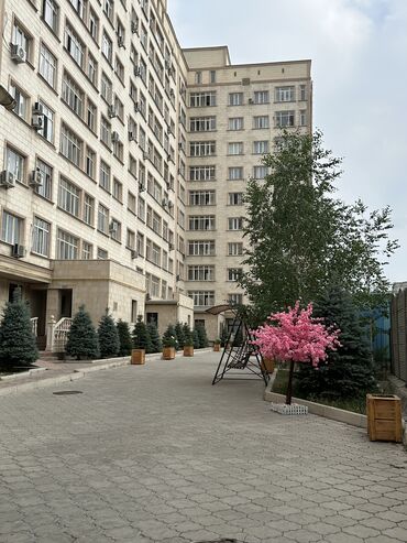 посуточная аренда квартир мкр: 2 бөлмө, Менчик ээси, Чогуу жашоосу жок, Толугу менен эмереги бар
