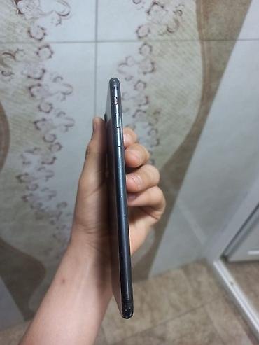 ayfon 7 barter: IPhone 7 Plus, 128 GB, Qara, Barmaq izi — 2