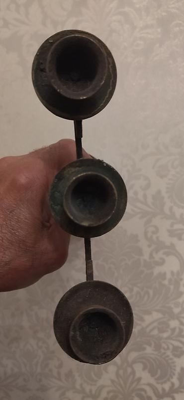 dekor qrup: Məhsul: Bürünc üçlü şamdan Təsvir: - Material: tam bürünc (alt — 2