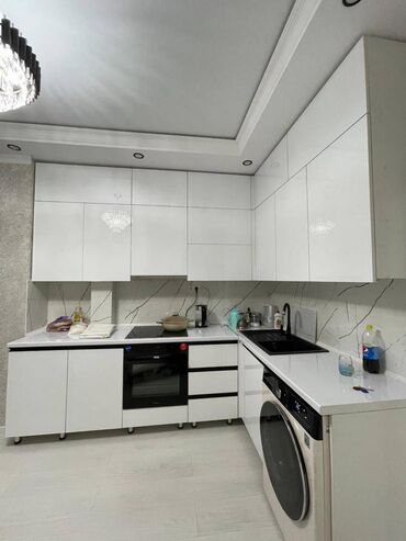 итальянский квартал бишкек цены: 2 бөлмө, 70 кв. м, Элитка, 6 кабат, Дизайнердик ремонт