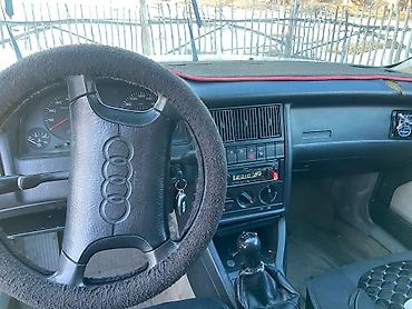 Audi: Audi 80: 1994 г., 2 л, Седан — 8