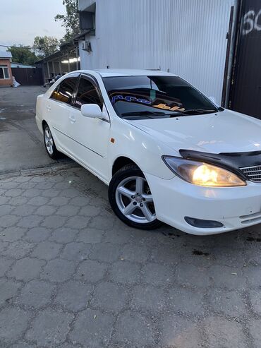 Toyota: Toyota : 2004 г., 2.4 л, Механика, Газ, Седан