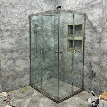 Duş kabinaları, arakəsmələr: Yeni Üstü açıq kabina, Künc üçün, Pulsuz çatdırılma — 20