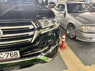 şarlotta bufer: Ön, Toyota Landcruis, 2018 il, Yaponiya — 6