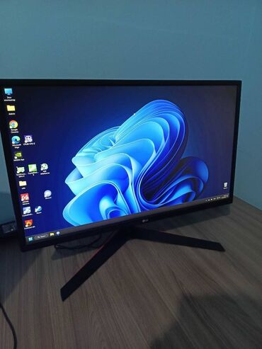 oyun monitor: Manitor LG 27 Full HD 240Hz 1ms. Manitor ideal veziyyetdedir, her