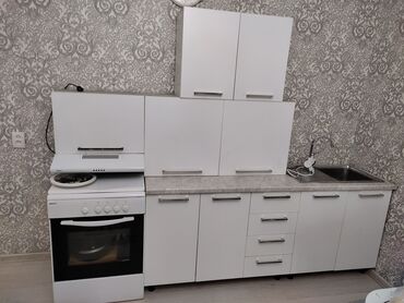 кухный мебел: Кухонный гарнитур, Стул, Шкаф, Стол, цвет - Белый, Б/у