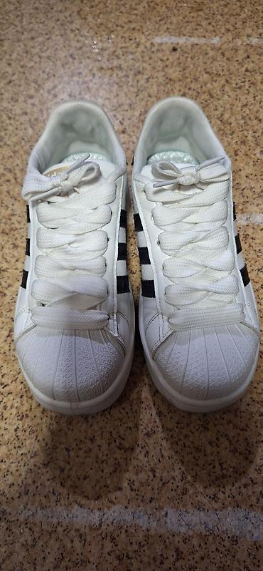 красовки спортивные: Белые кеды URBANSHOES с чёрными полосками. Характеристики: - — 1