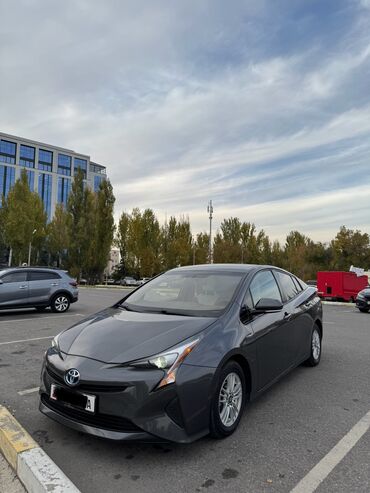 Toyota: Toyota Prius: 2016 г., 1.8 л, Автомат, Гибрид, Хэтчбэк