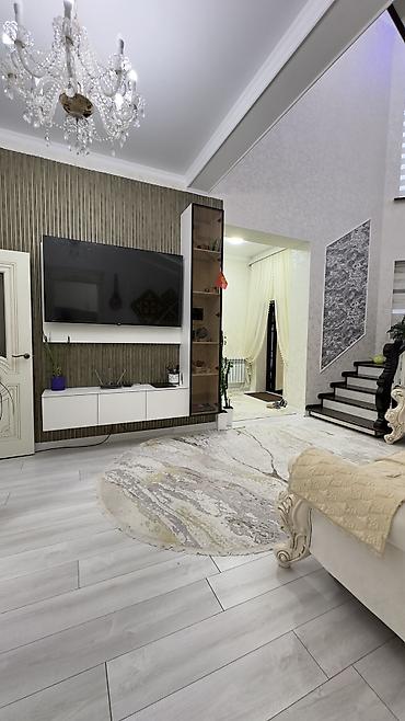 абая 40: 🏡 ЗАМАНБАП ҮЙ САТЫЛАТ 📍 Локация: Куюкова — Шералиева ✨ Үй-бүлөлүк — 5