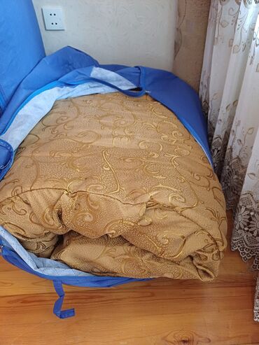 Divan və masa dəstləri: Yeni, Sadə matras, Bir nəfərlik
