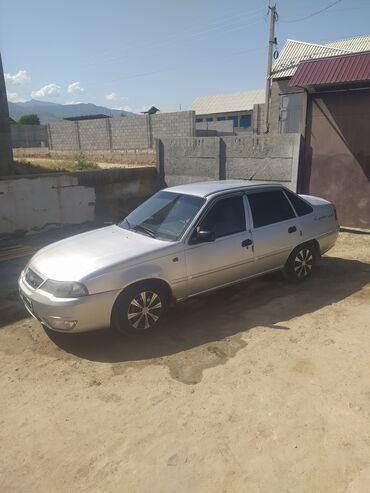 Daewoo: Daewoo Nexia: 2010 г., 1.5 л, Механика, Бензин, Седан