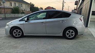 экономия бензин: Toyota Prius: 2014 г., Автомат, Гибрид, Хэтчбэк — 3