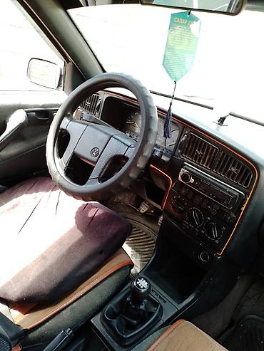 бус т2: Volkswagen Passat Variant: 1991 г., 2 л, Механика, Бензин, Универсал — 6