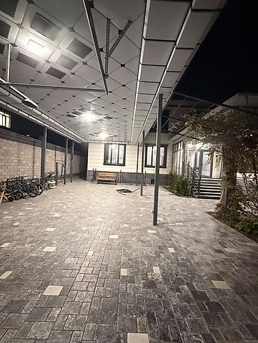 продаю дом буденовка: 5 комнат, 425 м², 4 соток, Бишкек, Собственник — 2
