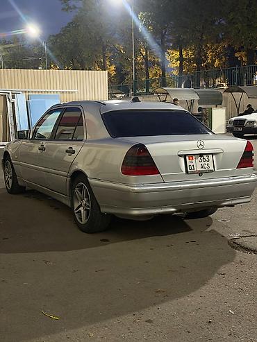 Продажа авто: Mercedes-Benz C-Class: 1999 г., 2 л, Автомат, Бензин, Седан — 4