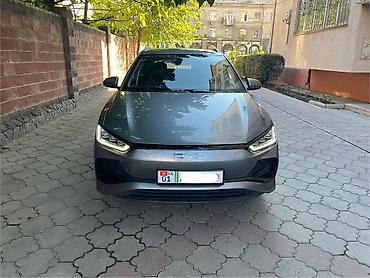 BYD: BYD E2: 2023 г., 0.1 л, Автомат, Электромобиль, Хэтчбэк — 3