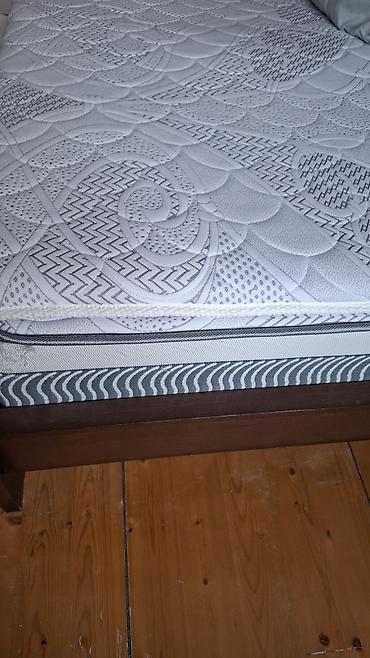 Çarpayılar: İşlənmiş, İkinəfərlik çarpayı, Matras ilə, Siyirməsiz, İtaliya — 2