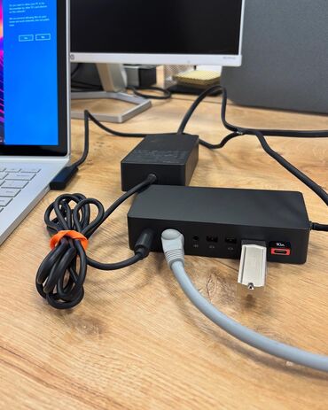 Digər noutbuklar və netbuklar: Intel Core i7, 8 GB, 15 " — 13