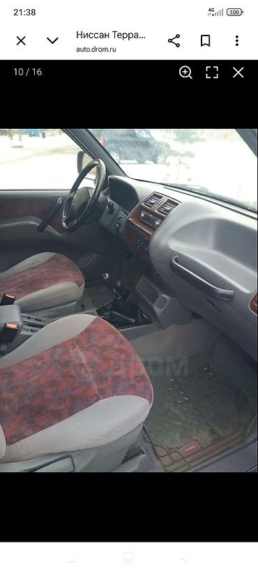 Унаа сатуу: Nissan Terrano II: 1996 г., 2.4 л, Кол менен иштөөчү, Бензин, Жол тандабас — 5