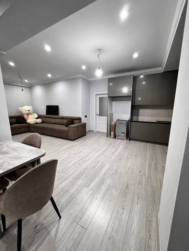 Продажа квартир: 3 комнаты, 87 м², Элитка, 4 этаж — 21