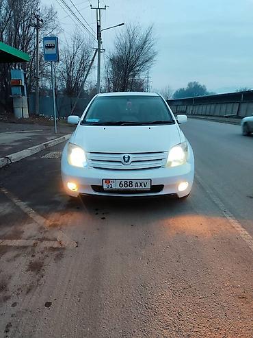 Toyota: Toyota ist: 2003 г., 1.5 л, Автомат, Бензин, Хэтчбэк — 1