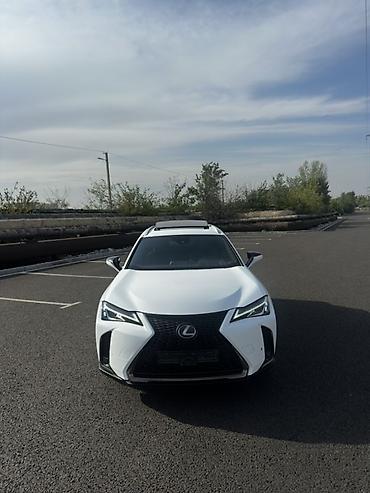 lexus ux250h: Lexus UX: 2018 г., 2 л, Бензин, Кроссовер — 1