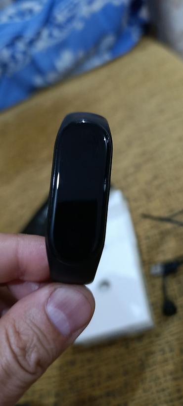 saat rado: Məhsul: Xiaomi Mi Band 6 fitnes bilərziyi (qutu və şarj kabeli ilə) — 4