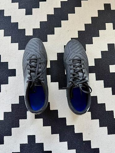 kopacke cene: Kipsta kopačke za fudbal, malo korišćene, broj 42 - Model: Kipsta — 1