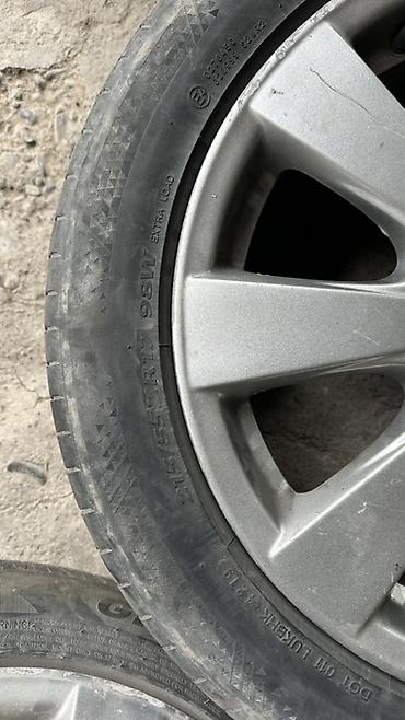 Колеса в сборе: Комплект из 4 легкосплавных дисков Toyota с шинами.оригинал!!! — 2