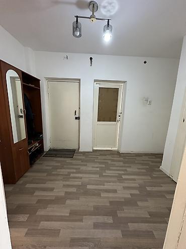 токмок покровка: 3 комнаты, 62 м², 2 этаж — 2