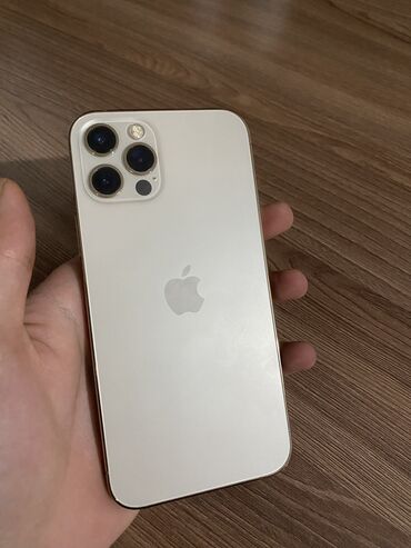 телефон эпл: IPhone 12 Pro, Б/у, 512 ГБ, Золотой, Защитное стекло, Чехол, Коробка, 81 %