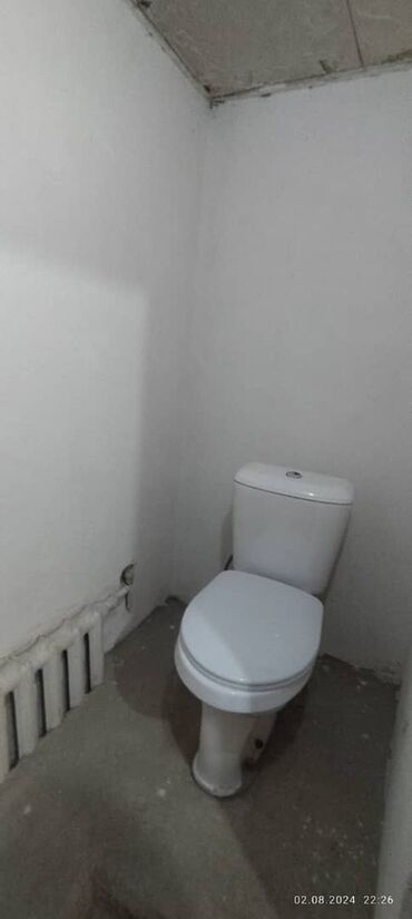 дом в селе красная речка: 33 м², 2 комнаты, Парковка, Забор, огорожен