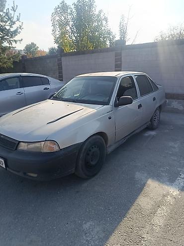 Sedan компакт-класса с передним приводом. Кузов 4‑дверный