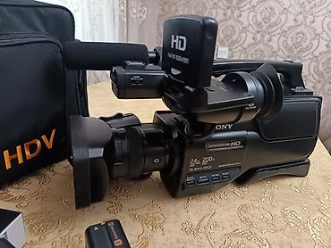 sensorlu: Sony peşəkar videokamera – Full HD 1920x1080 Xüsusiyyətlər: - G — 2