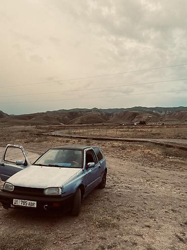 крыло гольф3: Volkswagen Golf: 1993 г., 1.8 л, Бензин, Хэтчбэк — 3