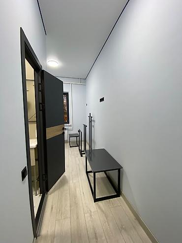 Продажа коттеджей и домов: 🏡 ҮЙ САТЫЛАТ 📍 Дареги: Манас шаары, Курманбек Аянты: 6 сотых Бөлмө — 12
