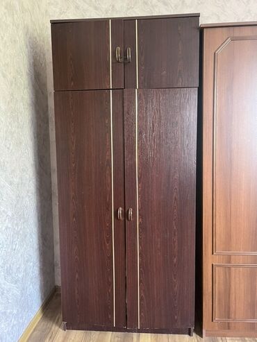 вешалка настенная в прихожую белая: Распашной, 4 двери Прямой шкаф, Шкаф в прихожей