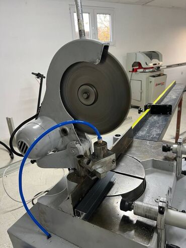 Cirkulari: Ger Masina za secenje industrijska Ispravna Novi Sad Akcija — 2