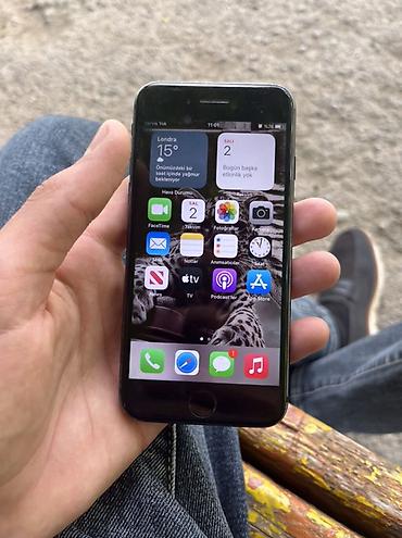 Apple iPhone: IPhone 7, 32 GB, Jet Black, Barmaq izi — 3