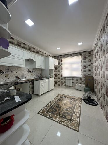 Yeni tikili: 2 otaqlı, Yeni tikili, 83 kv. m — 10