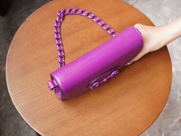 Torbe: Torba preko ramena u jarkoj purpurnoj boji - Materijal: glatka — 2