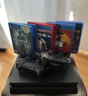 baku electronics playstation 4: SUPER TƏKLİF!!!ANCAQ EV ŞƏRAİTİNDƏ SƏLİQƏLİ İŞLƏNMİS PS4 2ƏDƏD ORGİNAL