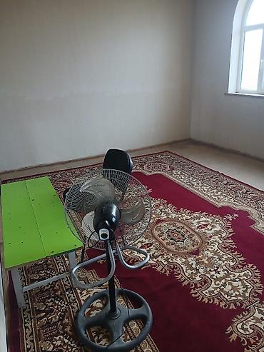 kirayə ev xutor: Ev Üç Təpə Kənd dədir oba Markete bərbərə bələdiyəyəy yaxın — 4