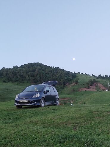 tayota runx: Honda Fit: 2001 г., 1.5 л, Вариатор, Бензин, Хетчбек
