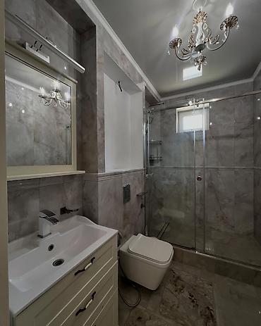 Продажа коттеджей и домов: 🏡 Продается дуплекс в элитном городке «Ала Арча 3» 📍 Адрес: Байтик — 13