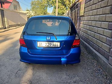 жабра на фит: Honda Fit: 2003 г., 1.3 л, Вариатор, Бензин, Хэтчбэк — 4