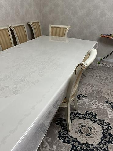 Эмерек: Столовый гарнитур в классическом стиле: большой прямоугольный стол и — 3
