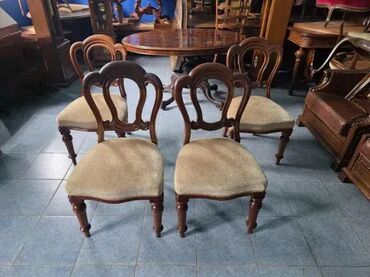 Setovi stolova i stolica: Sto u odlicnom stanju. Duzina 135 cm Sirina 100 cm Visina 77 cm — 15